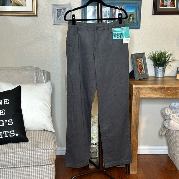 Last One Lee Relaxed Fit Stretch Straight Leg Pant in Gray Size 10 NWT - Picture 3 of 14
